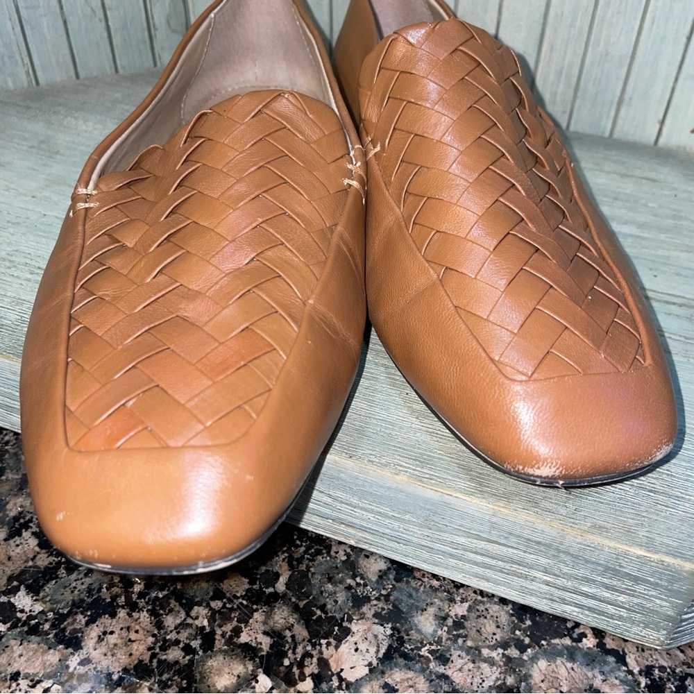Banana Republic Brown Woven Leather Loafers 7M - Picture 3 of 9
